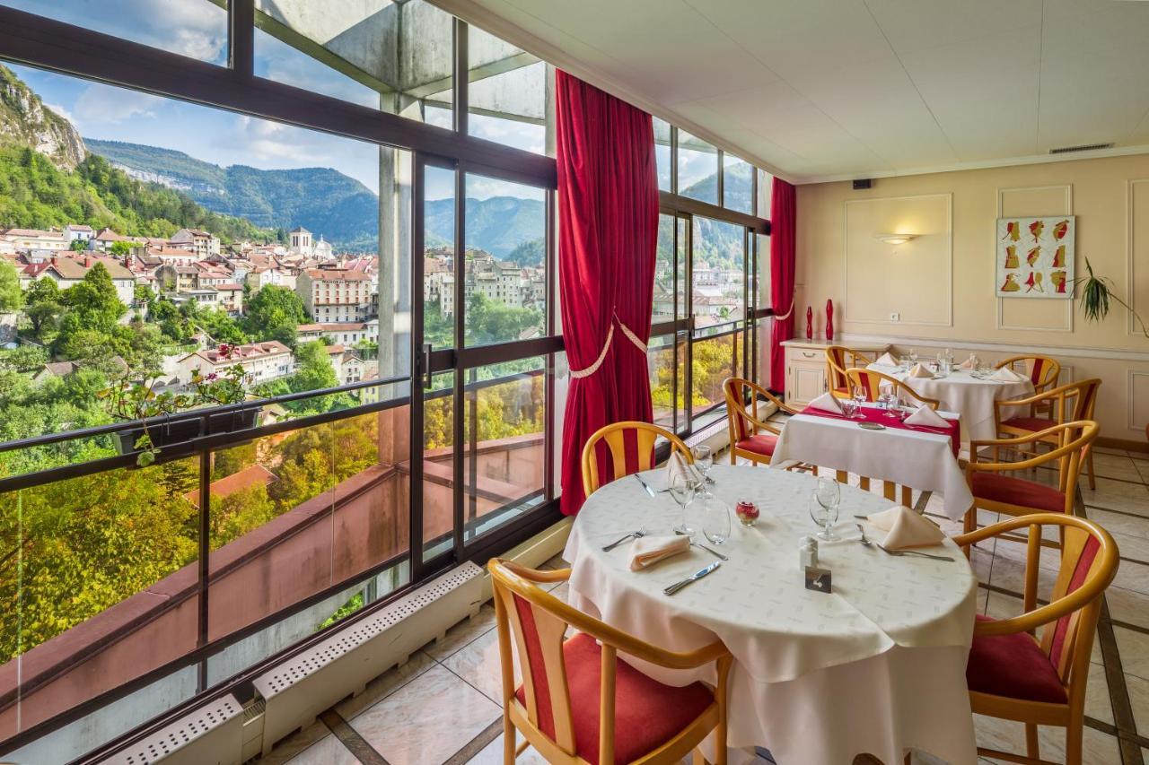 Jura Hotel Restaurant Le Panoramic سان-كلود المظهر الخارجي الصورة